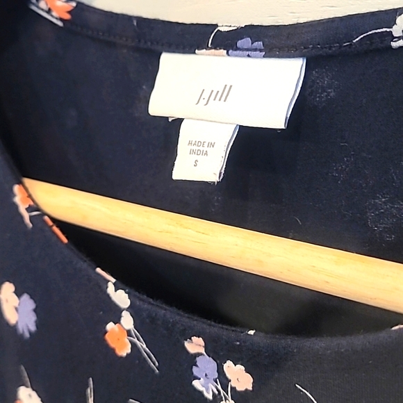 J. JILL Navy Cotton & Modal Super Soft Floral Dress with Pockets - Picture 4 of 5